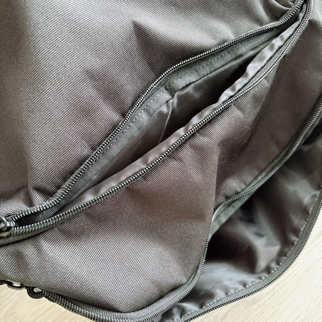 iccho 3WAY ヒップシート・ボディバッグ ブラック 美品