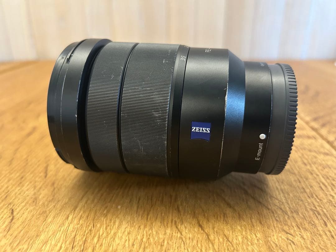 Sony Vario-Tessar 16-35mm F4 ズームレンズ