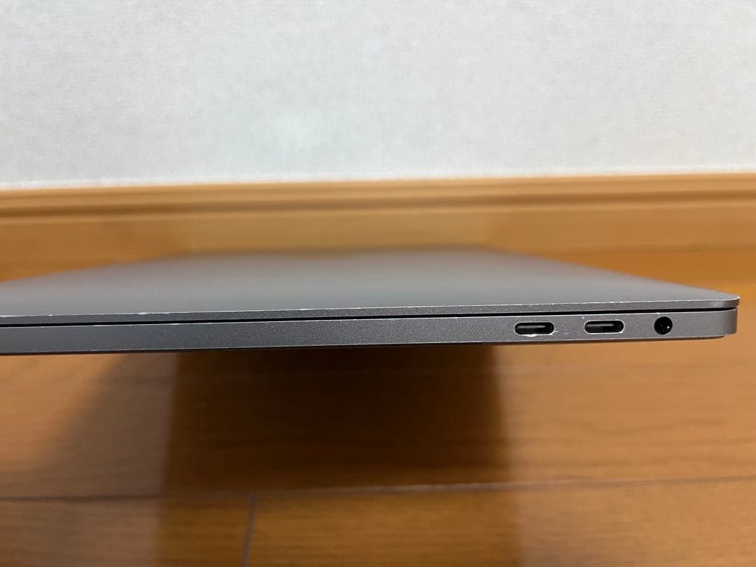 MacBook本体 MacBook Pro 13 2019 Core i7 | 16GB 512GB