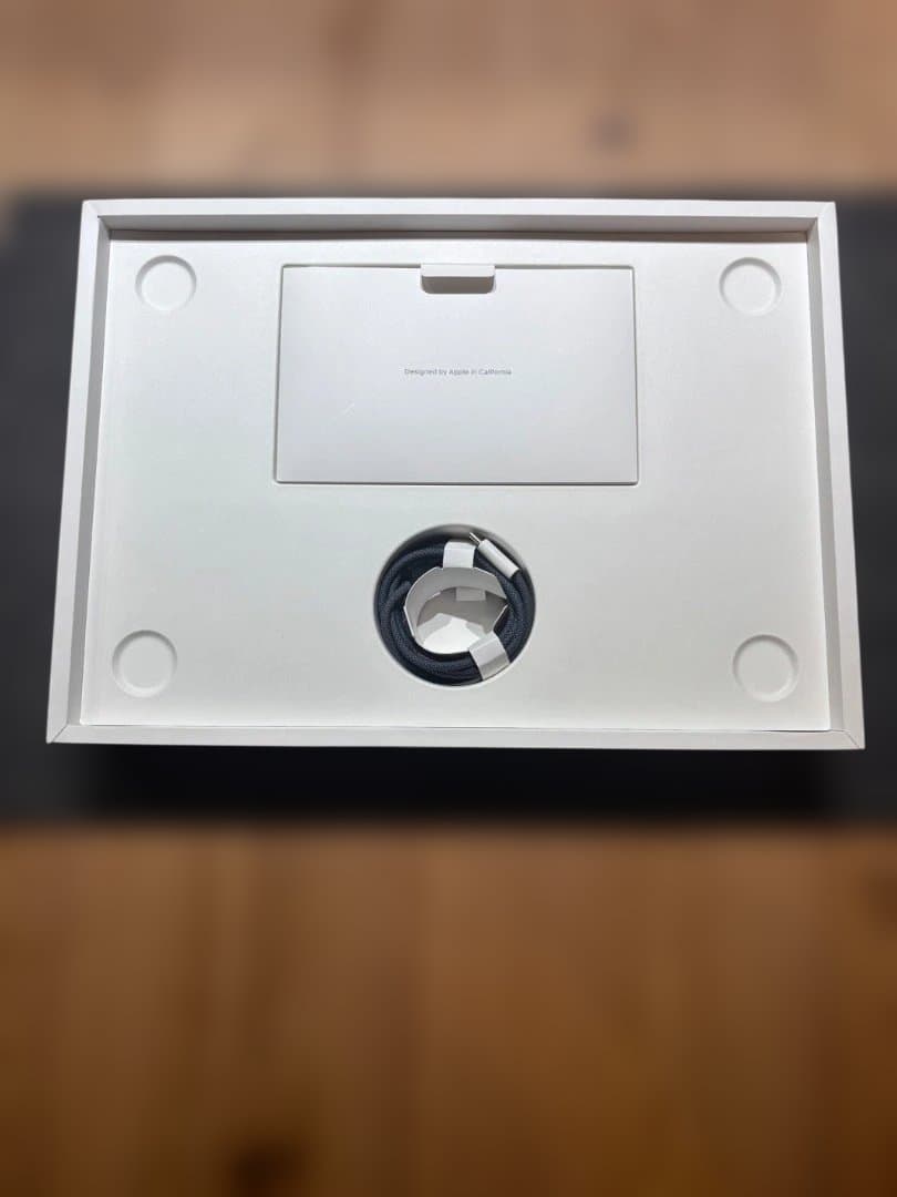 Apple M2 MacBook Air 13.6インチ[ミッドナイト] 本体