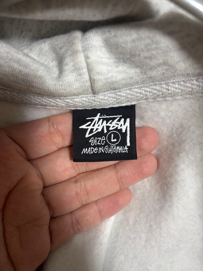 Stüssy 韓国限定ジップパーカー
