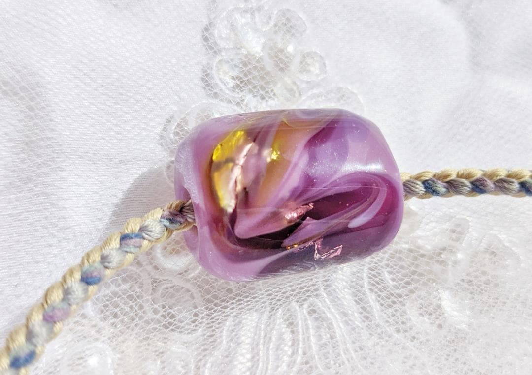 吉田正子トンボ玉（貳拾貳）　「江戸組み紐」ネックレス　ガラス玉に込めた日本画