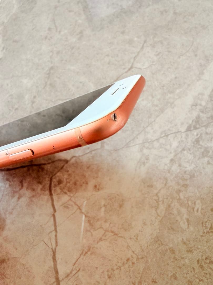 美品　iPhone8Plus 〈本体〉　64G