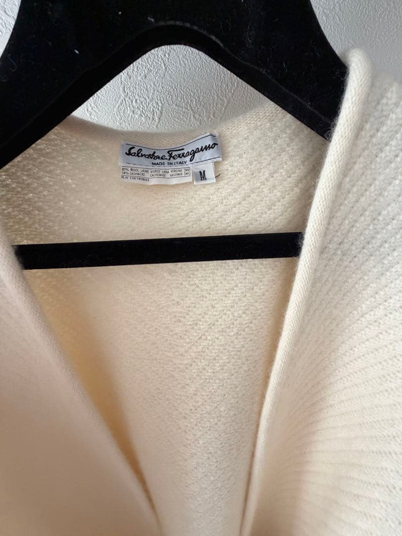 美品❣️Salvatore Ferragamo アイボリー カーディガン M