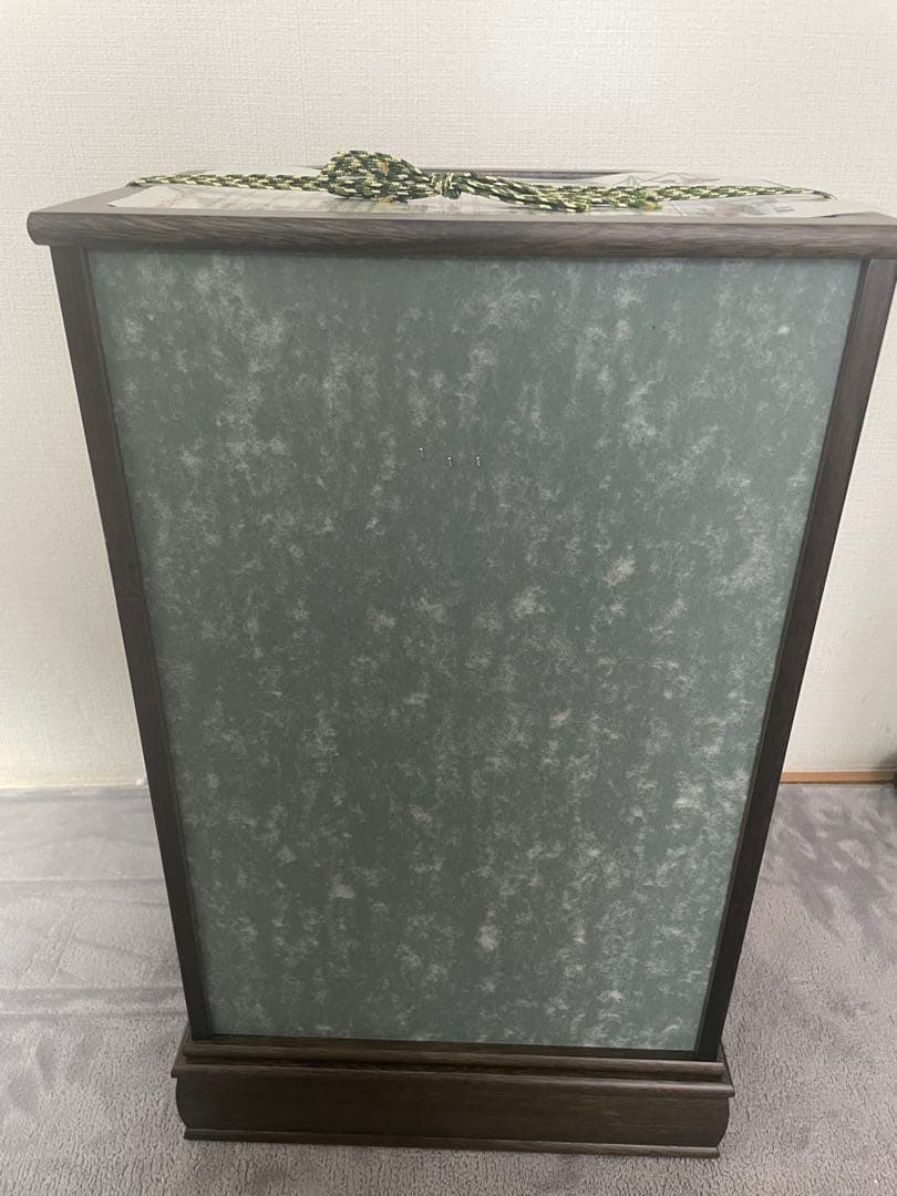 五月人形　出世兜　兜飾り ガラスケース入り　 兜 兜ケース飾り 初節句