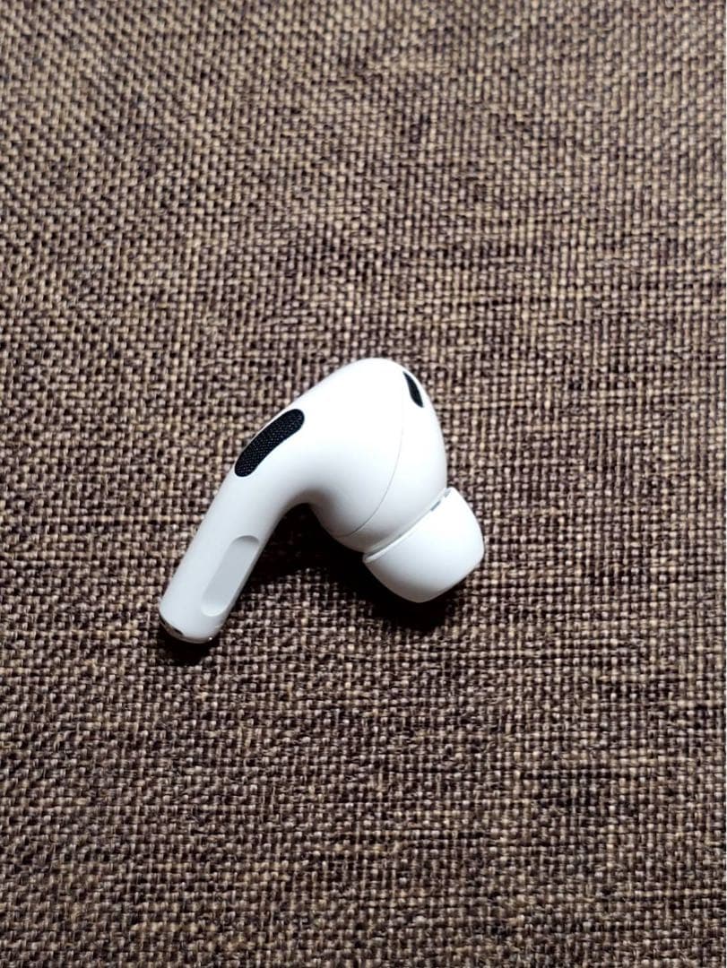 右耳 Apple AirPods Pro 第2世代 正規品 片耳592