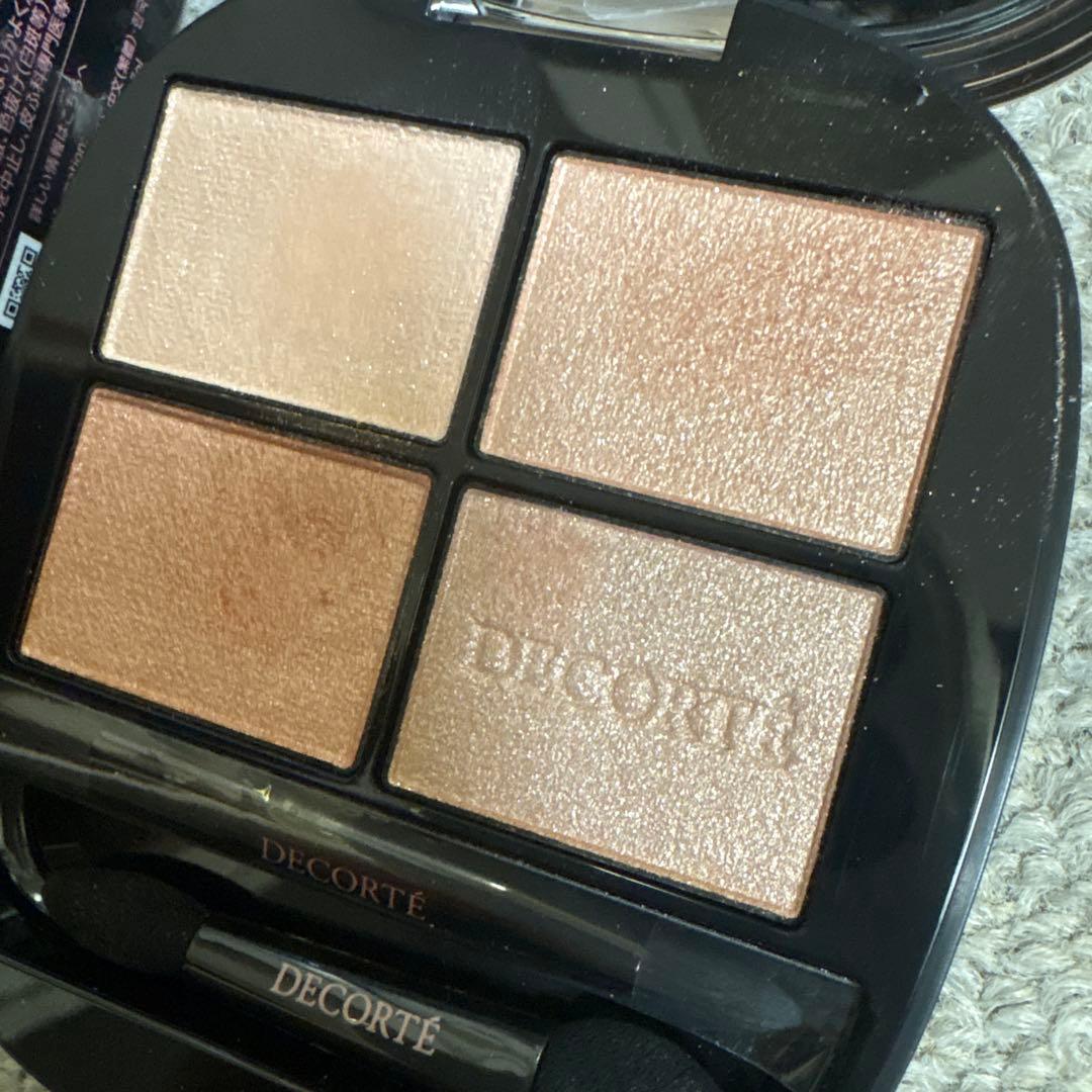 コスメデコルテ スキンシャドウデザイニングパレット09 カシミアフェザー