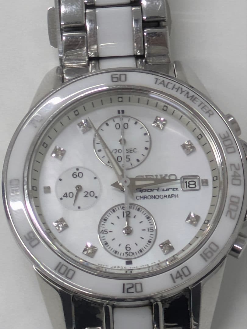 ツ*サ様 SEIKO Sportura クロノグラフ7T92-0NG0ホワイト腕
