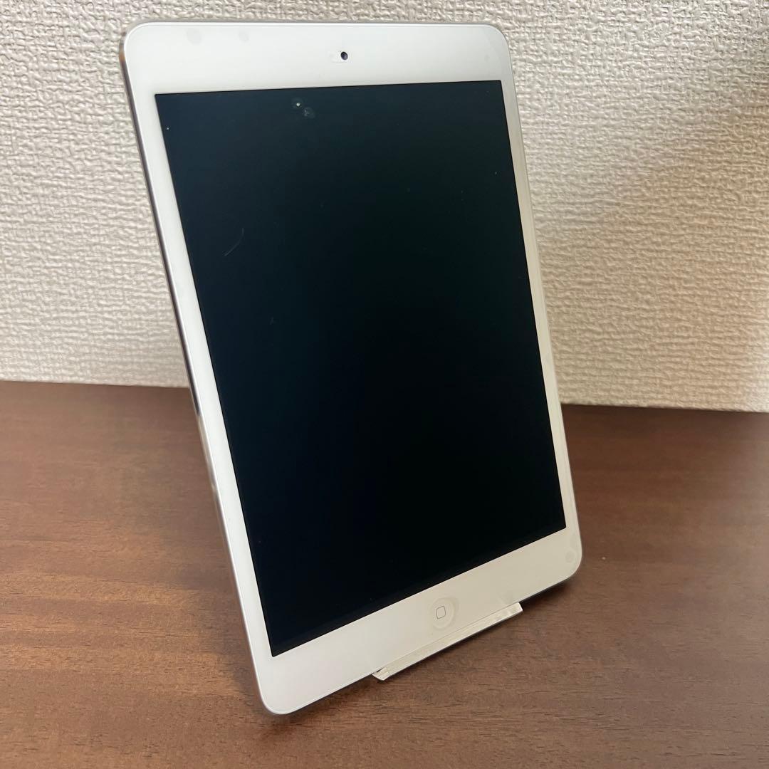 【美品】Apple iPad mini2 Wi-Fiモデル 64GB シルバー