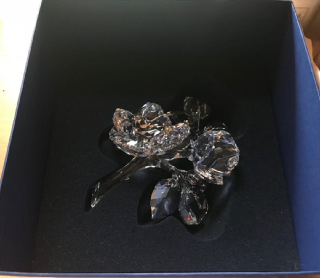 スワロフスキー　薔薇　バラ　クリスタル　箱入