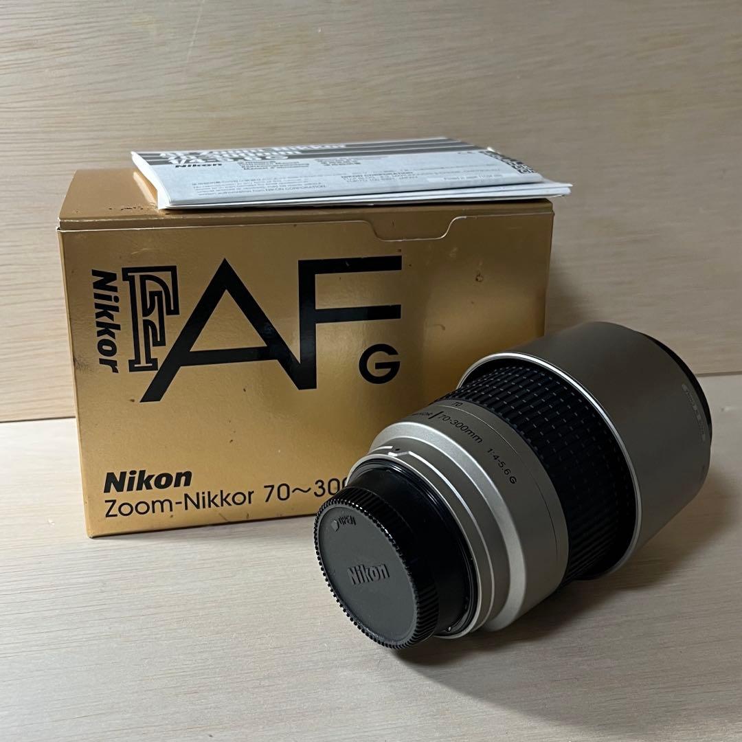 Nikon ズームレンズ