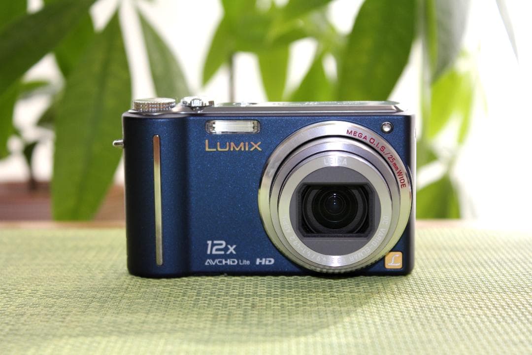 ★元箱付・美品★ パナソニック LUMIX DMC-TZ7 ブルー デジカメ