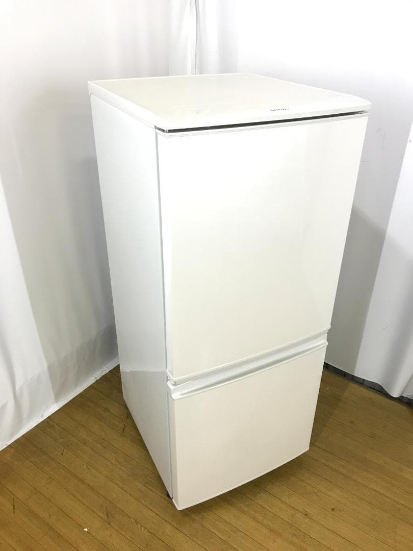 送料無料！SHARP 137L 冷蔵庫【SJ-D14A-W】