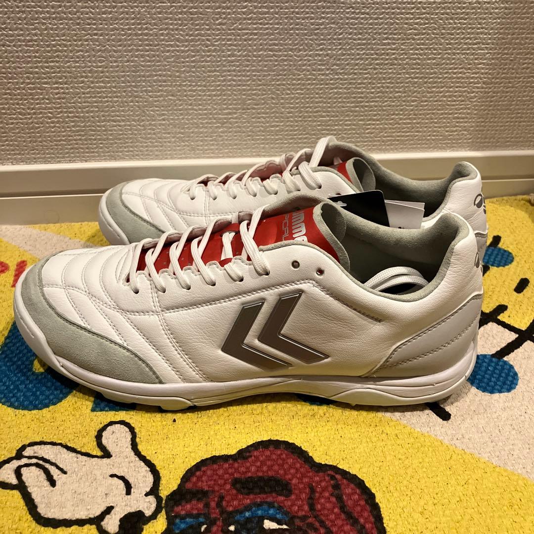 新品未使用　hummel アピカーレ5 SL WIDE TF 26cm