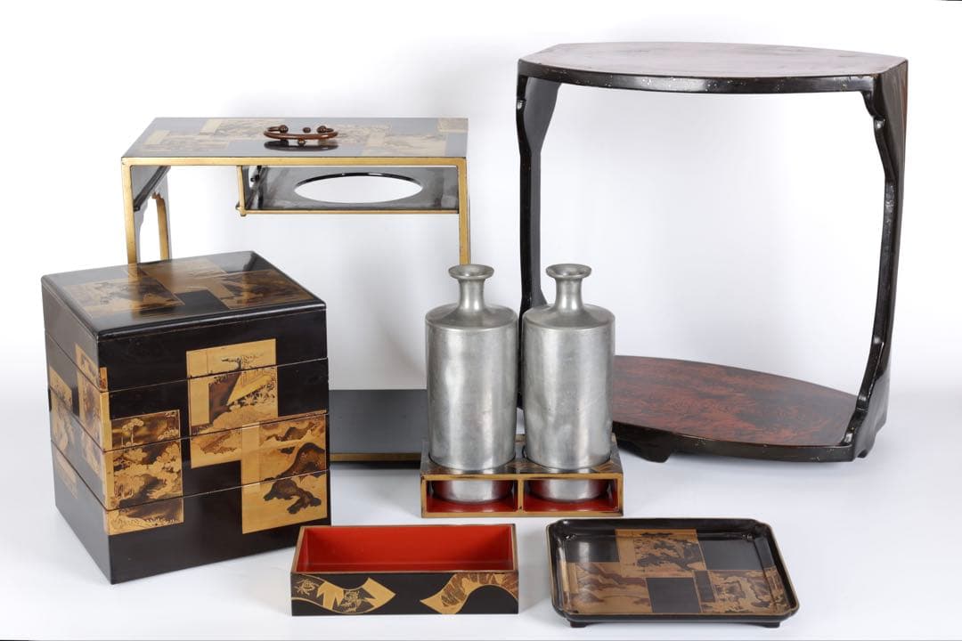 漆塗金蒔絵 野弁当 野点 花見重 重箱 錫製徳利 台付 骨董 古美術漆器 漆