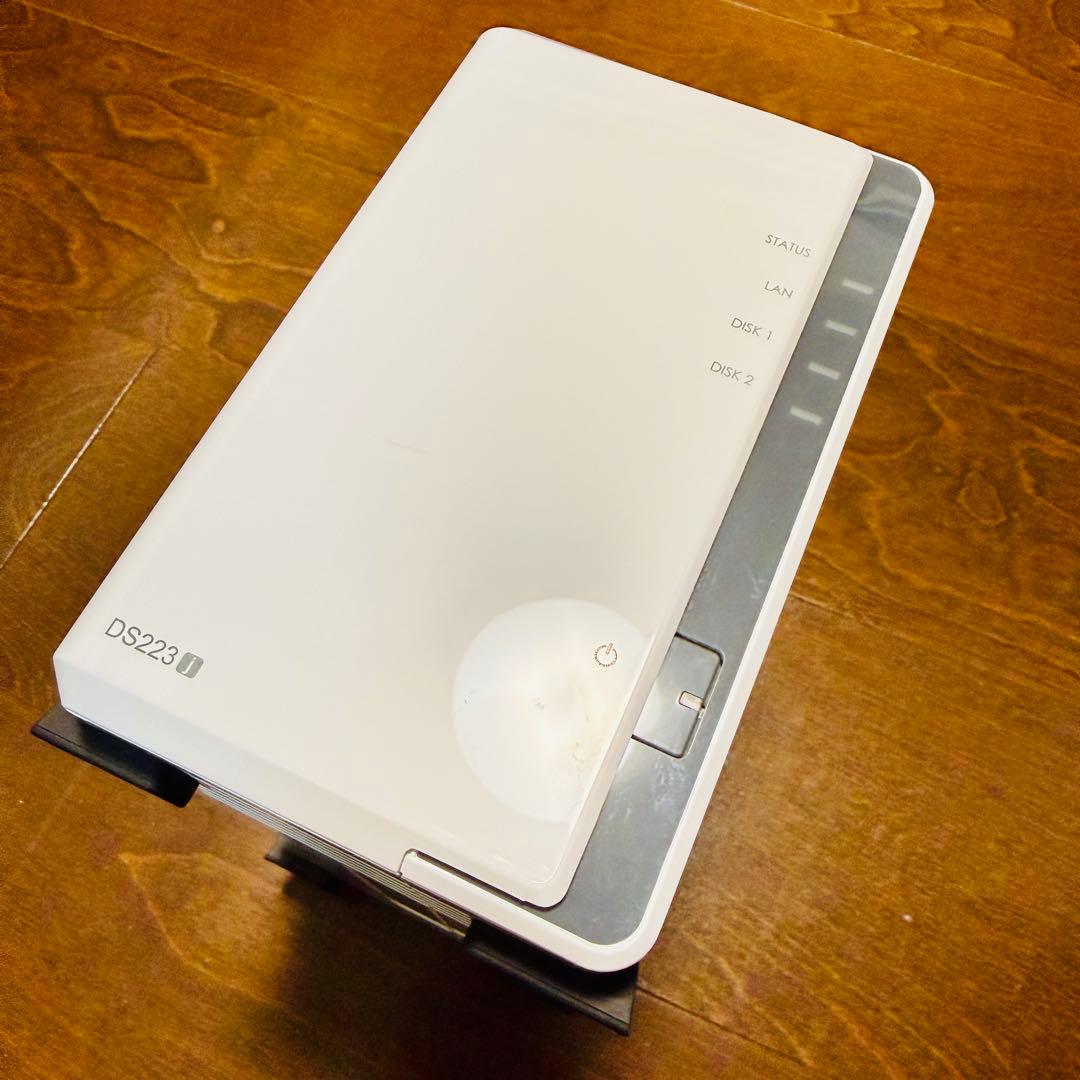 外付けハードディスク・ドライブ Synology DS223J + WD Red 2TB(7760h)