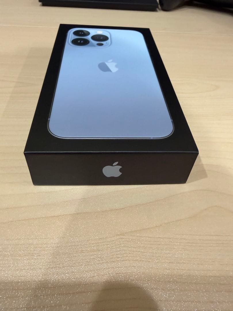 Apple iPhone 13 Pro ブルー本体