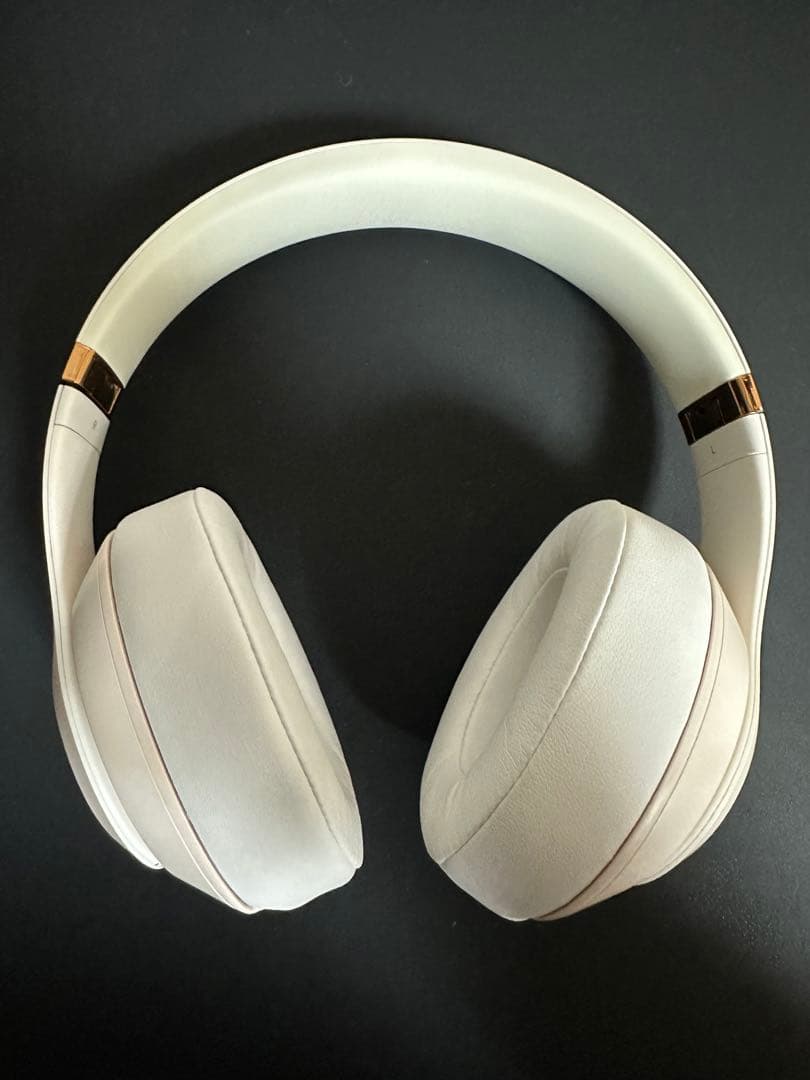 ヘッドホン Beats Studio3 Wireless Special Edition