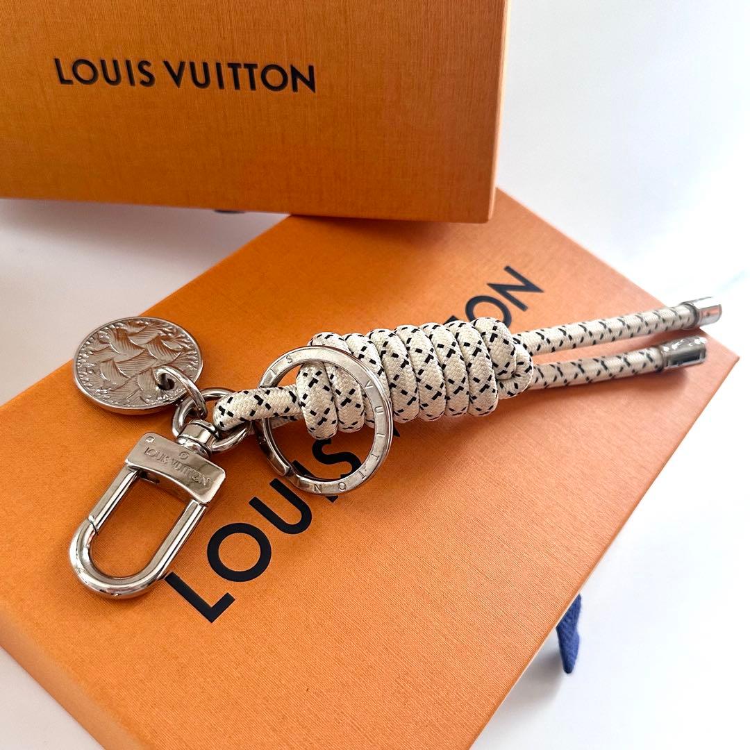 【極美品】LOUIS VUITTON キーホルダーチャーム