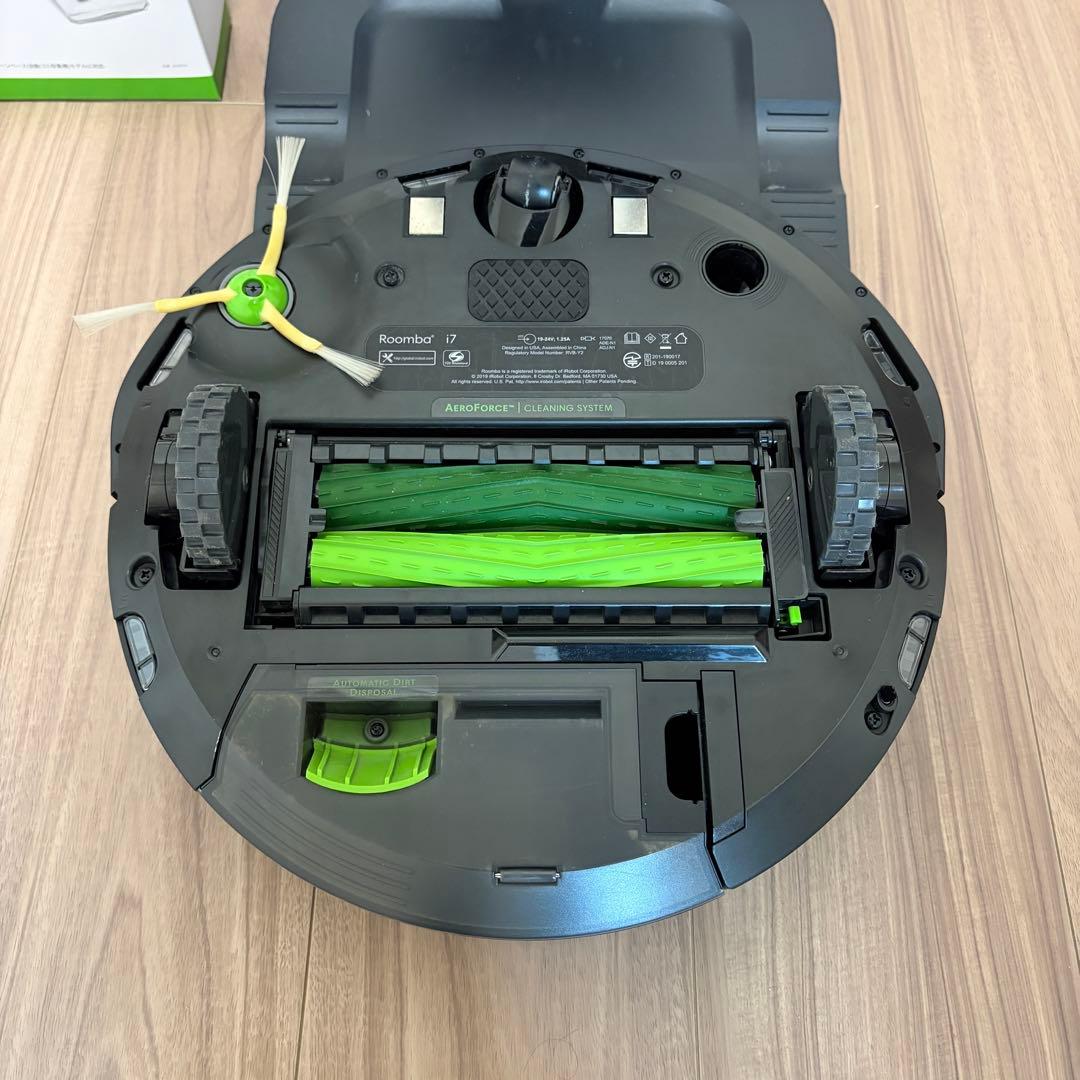 ルンバ i7+ クリーンベース付 本体・消耗品セット iRobot