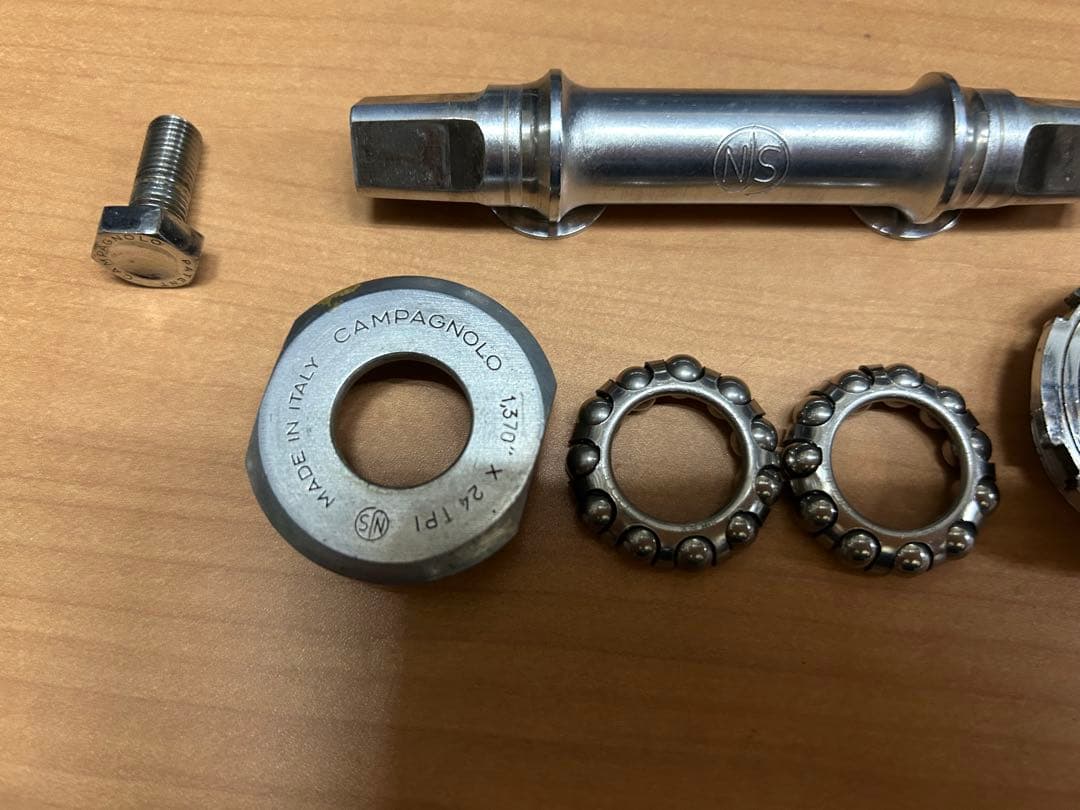カンパニョーロ NJS ピスト用BB ボトムブラケット 競輪 PIST