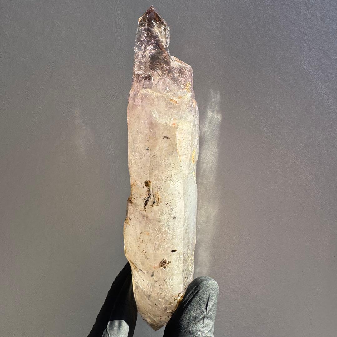 ワンドのようなシャンガンアメジスト ジンバブエ産 原石 鉱物標本