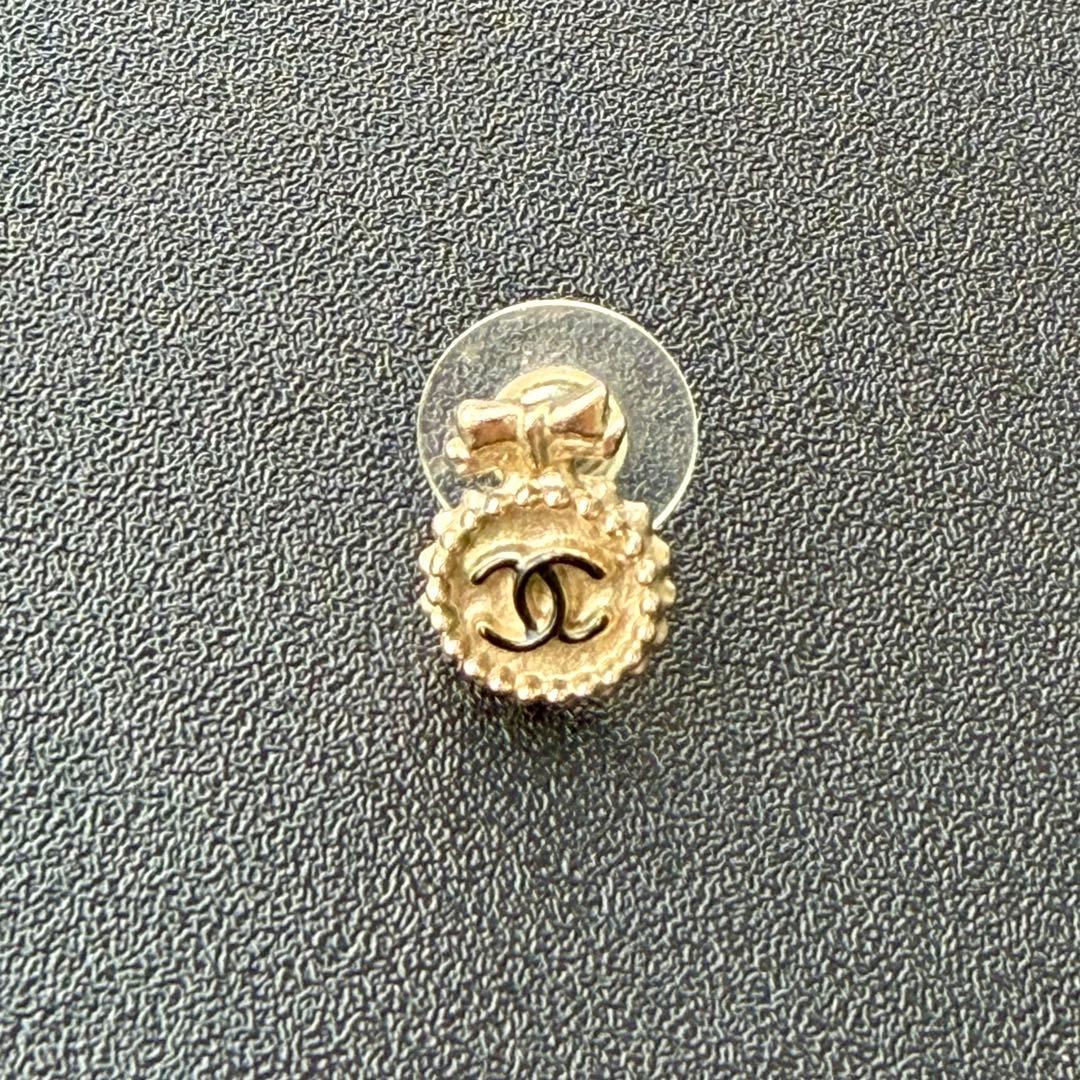 CHANEL シャネル ゴールドピアス（片耳）