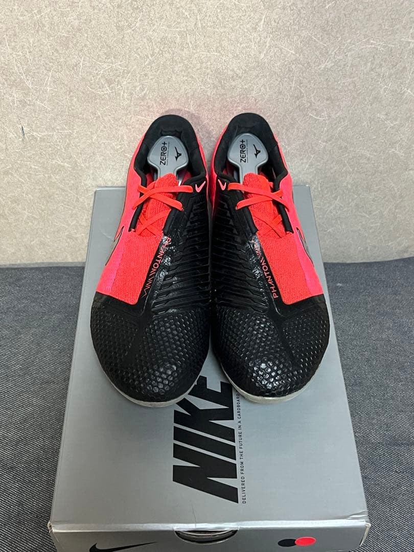 Nike Phantom GT スパイクシューズ ブラック/レッド