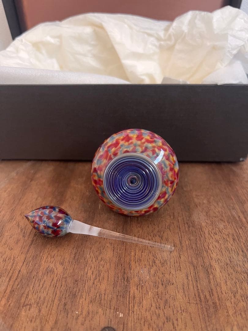 希少なアンティークパフュームボトル　香水ビン