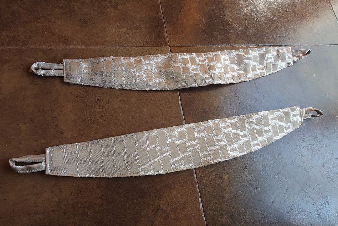 激安！希少！国内高級一流メーカー新品未使用現行モデル！大型両開き仕様-①　遮光