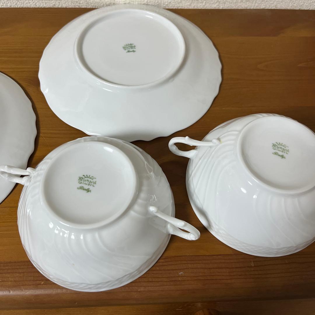 未使用品　リチャードジノリ　ベッキオホワイト　スープカップ×ソーサー　2セット