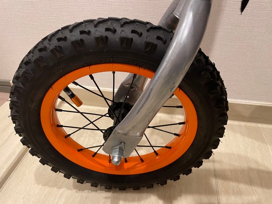 KTM　トレーニングバイク　2019年式　キックバイクスタンド付属　状態綺麗です