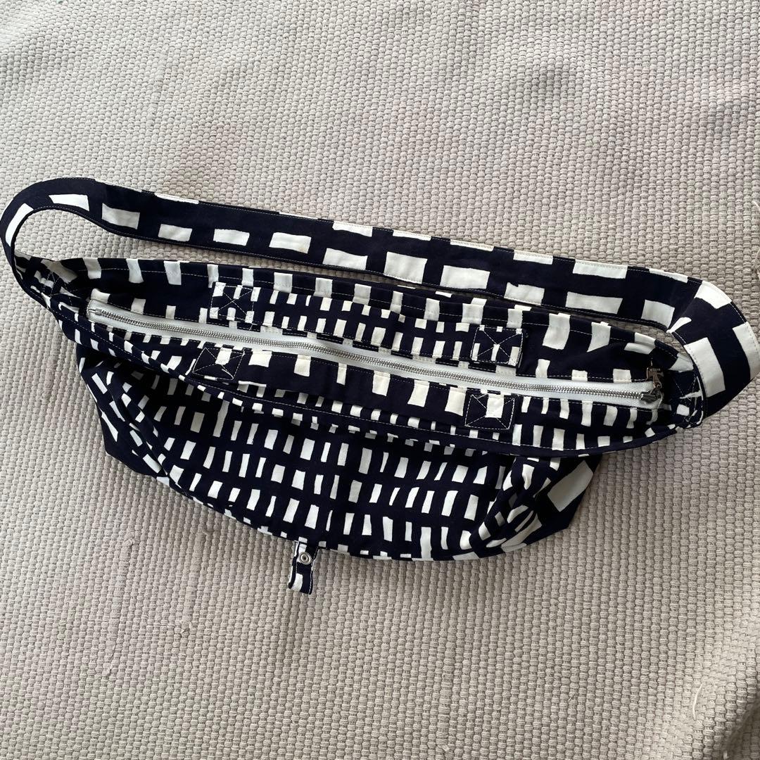 ミナペルホネン　ショルダーバッグ