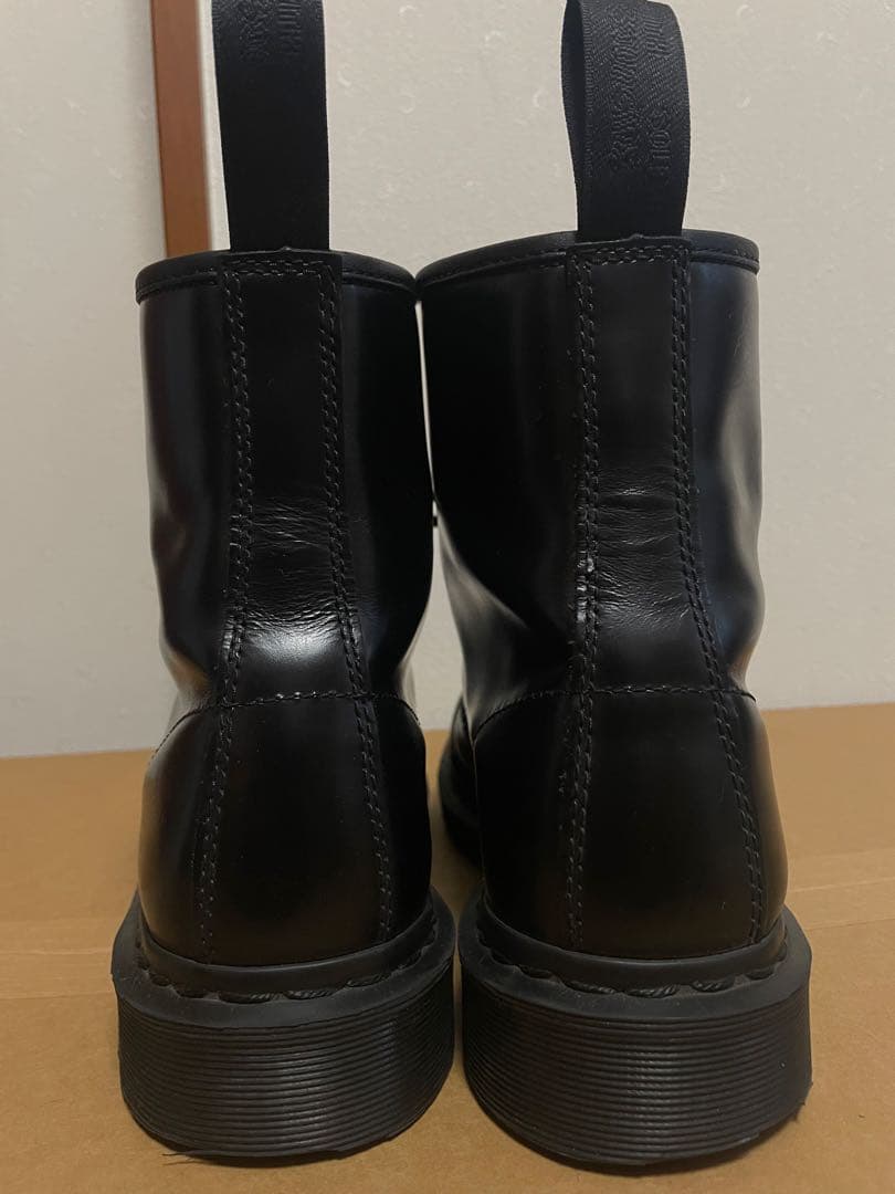 ドクターマーチン　1460 mono 8ホールブーツ