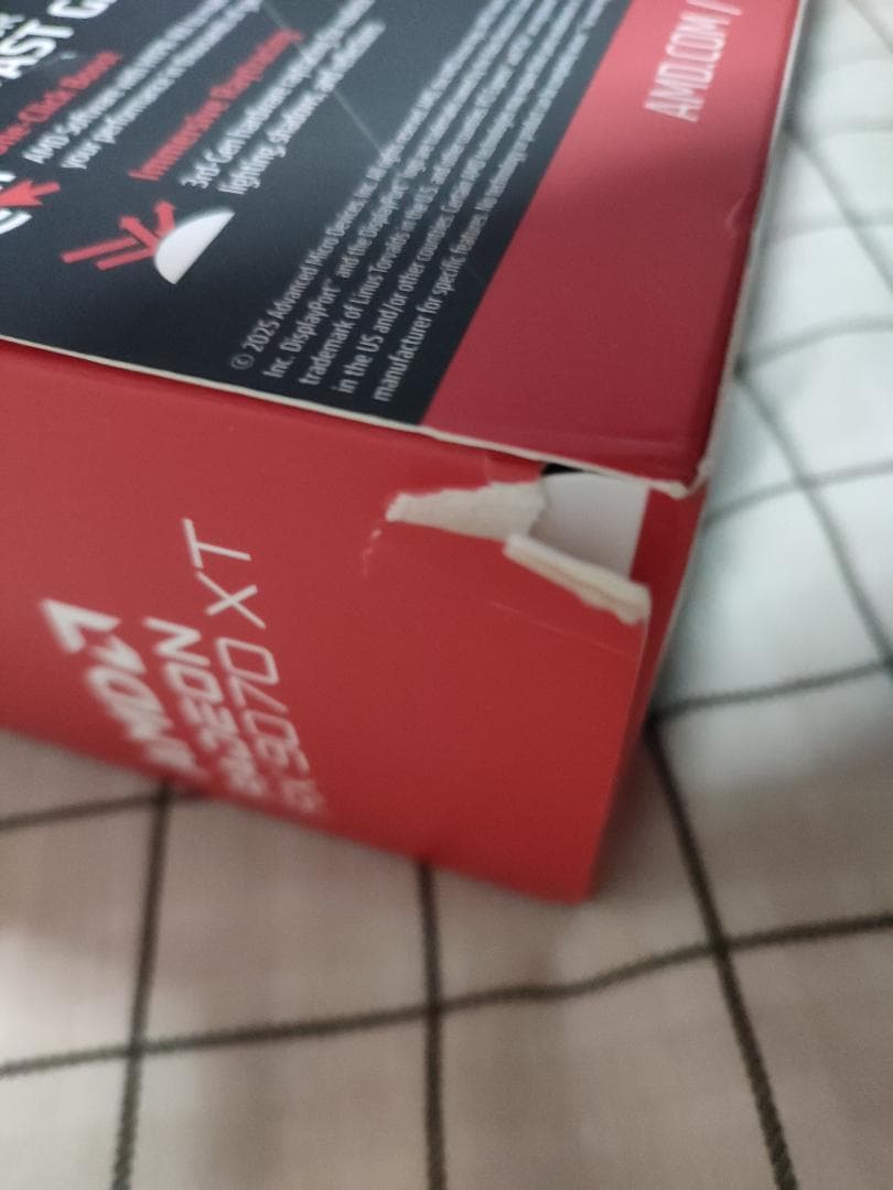 ASUS AMD Radeon RX 9070 XT 16GB OC　新品未開封