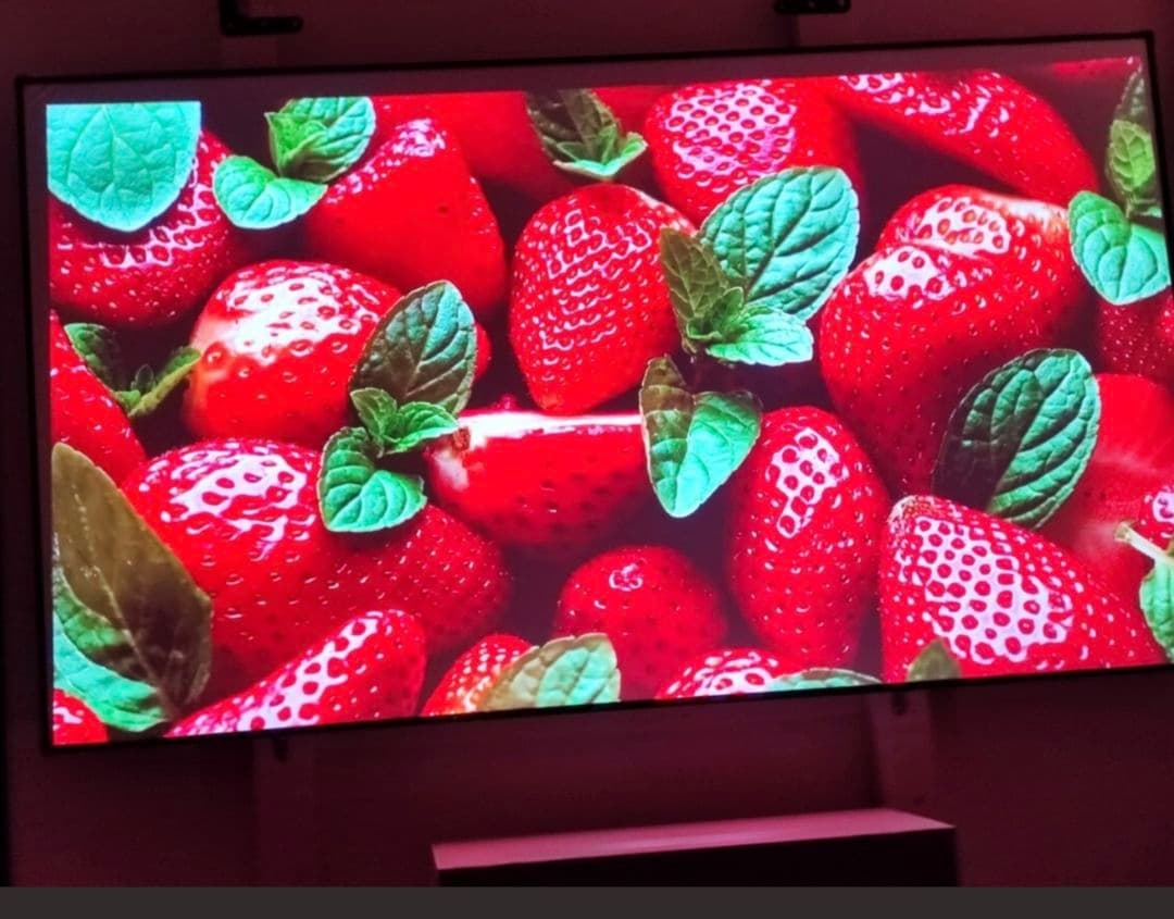 LG HU85 4K ,HDR 対応プロジェクター本体 ホワイト グレー