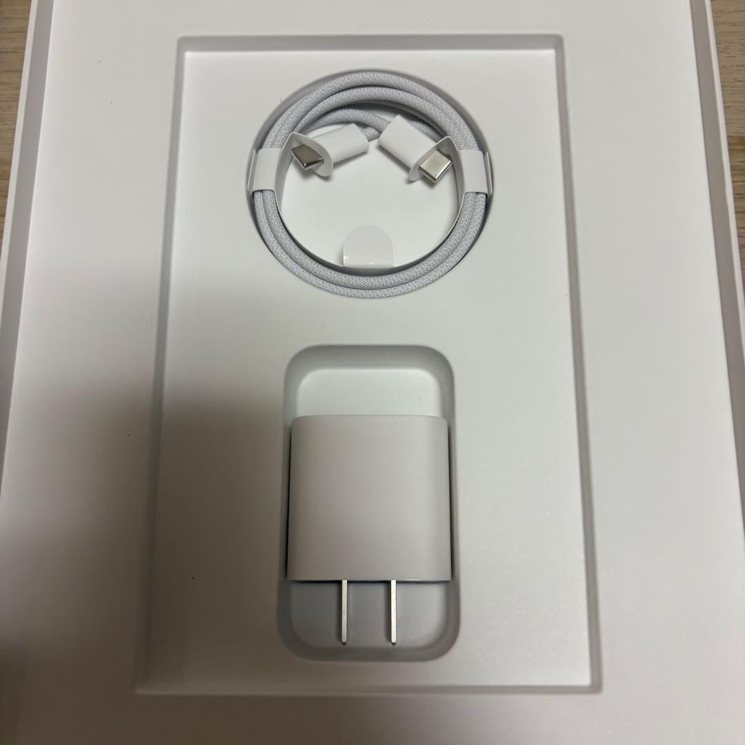 iPad 10 Wi-Fi シルバー 64GB