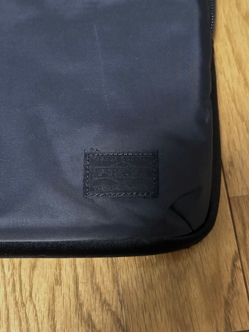 マ*明様 ヘッドポーターブラックビューティPCケース MacBookケース 15