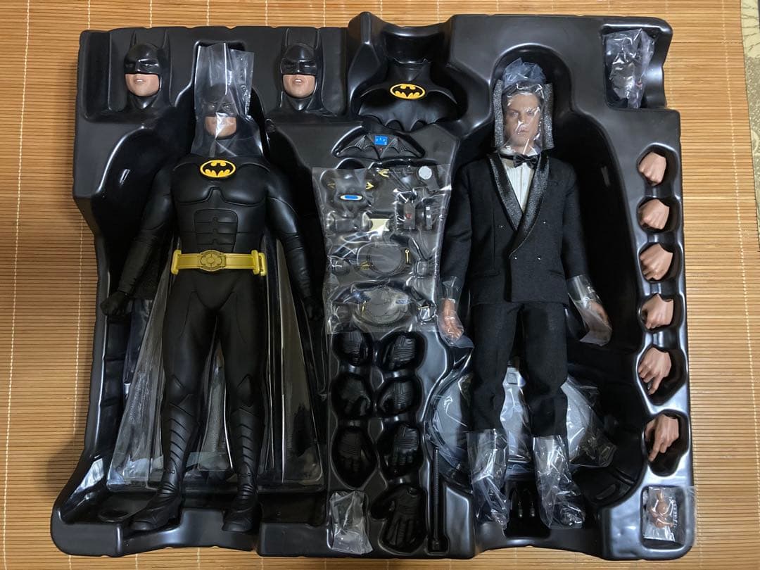 ホットトイズ バットマンリターンズ バットマン & ブルース・ウェイン