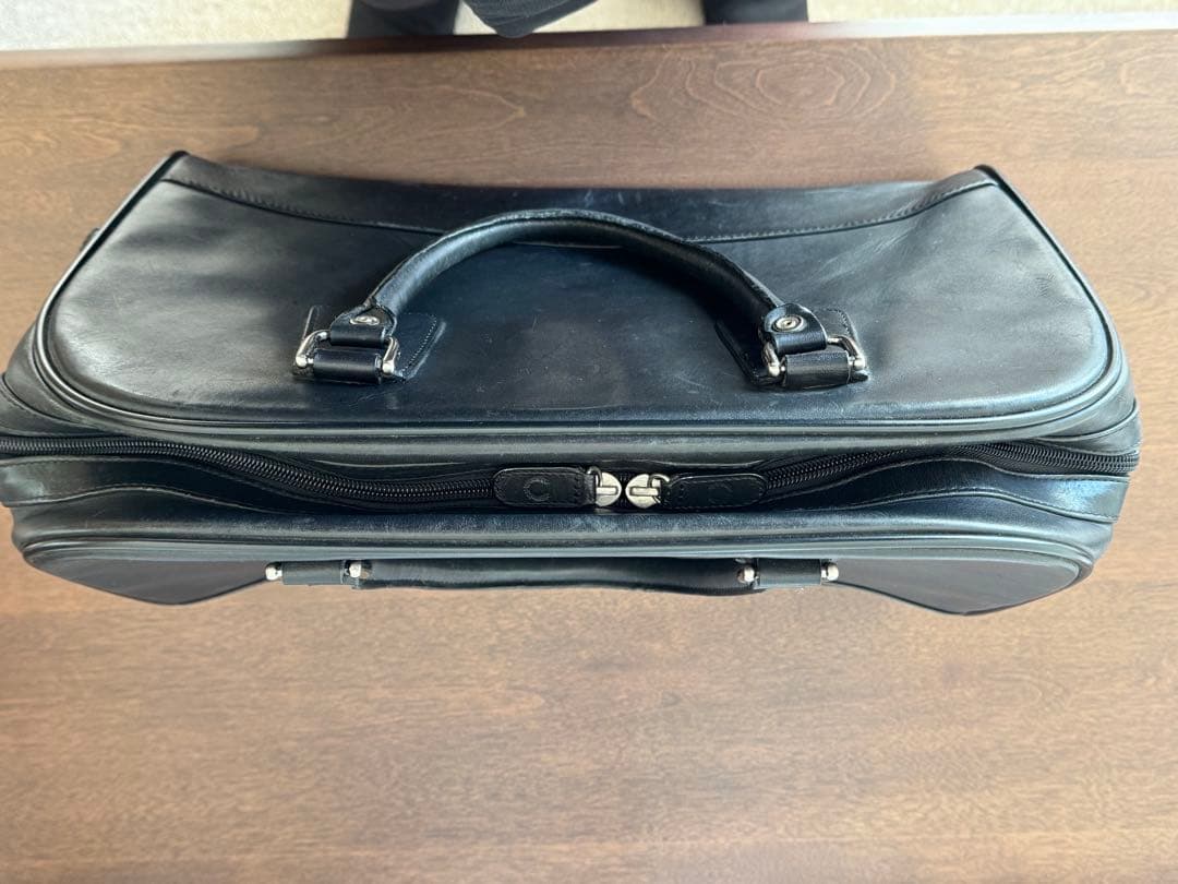 フレッドペリー FRED PERRY ブラックレザーボストンバッグ 本革