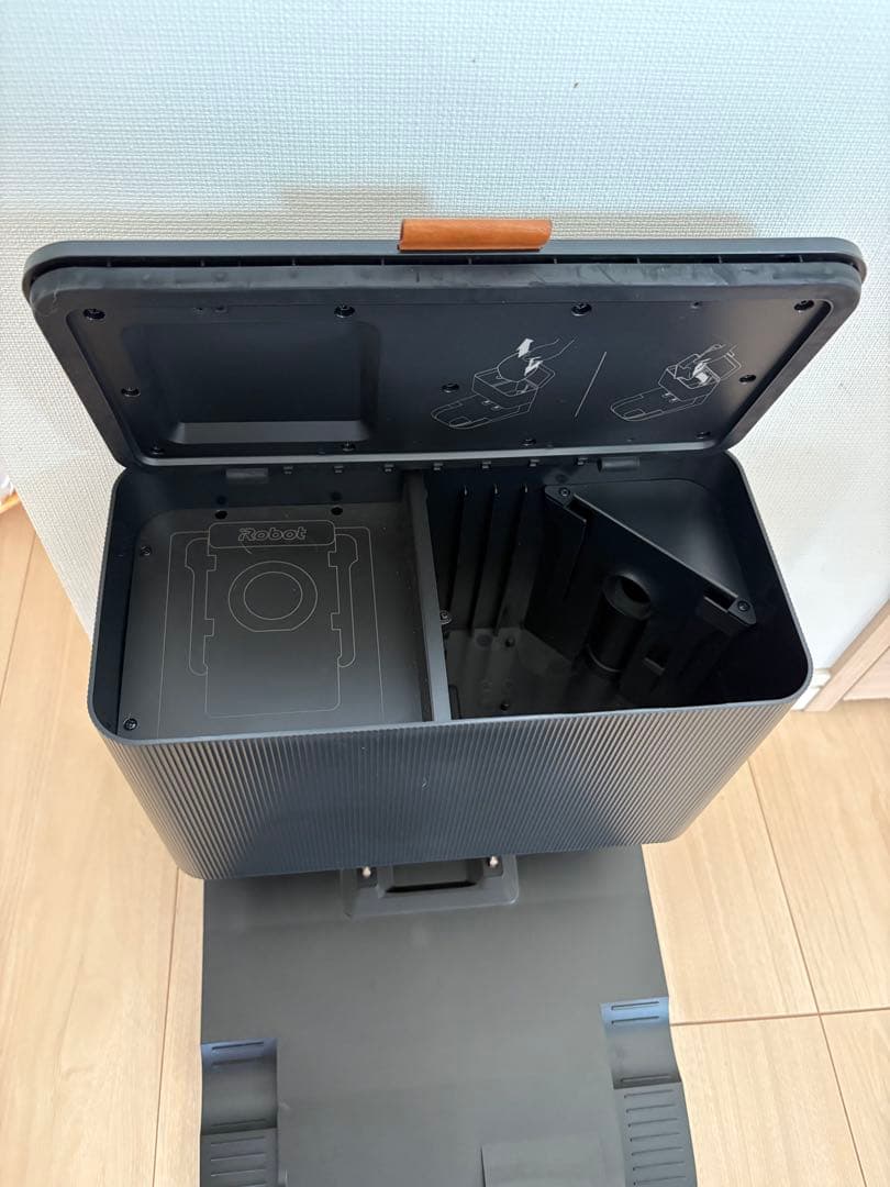 iRobot Roomba i5+（アイロボット ルンバ ） クリーンベース付き