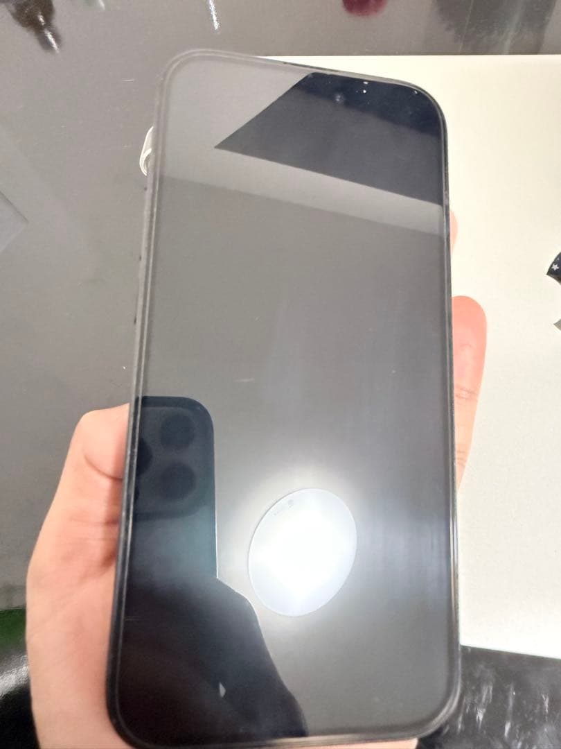 Apple iPhone 15 ブラック 128GB 本体