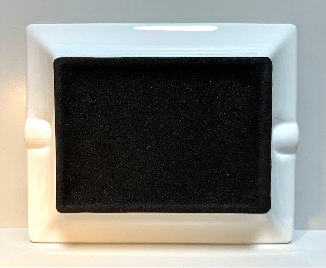 ダンスインザダーク号　アッシュトレイ