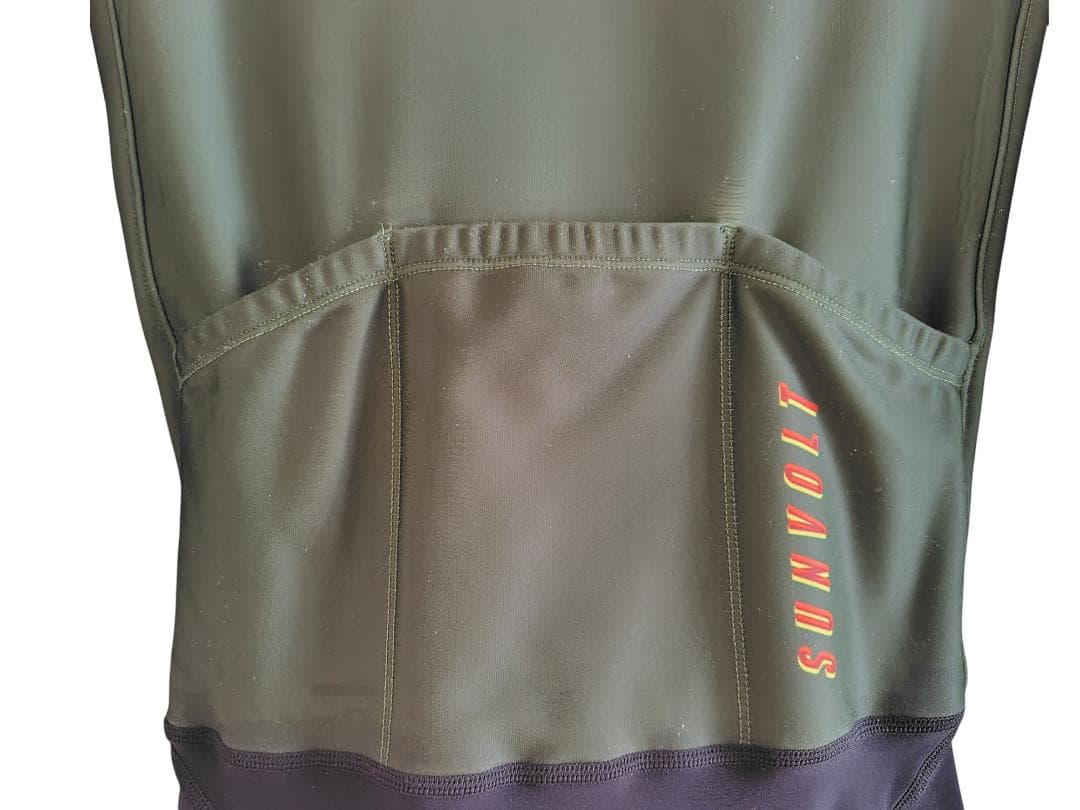 SUNVOLT サンボルト サーモ ワンピース M カーキ サイクルウェア 美品