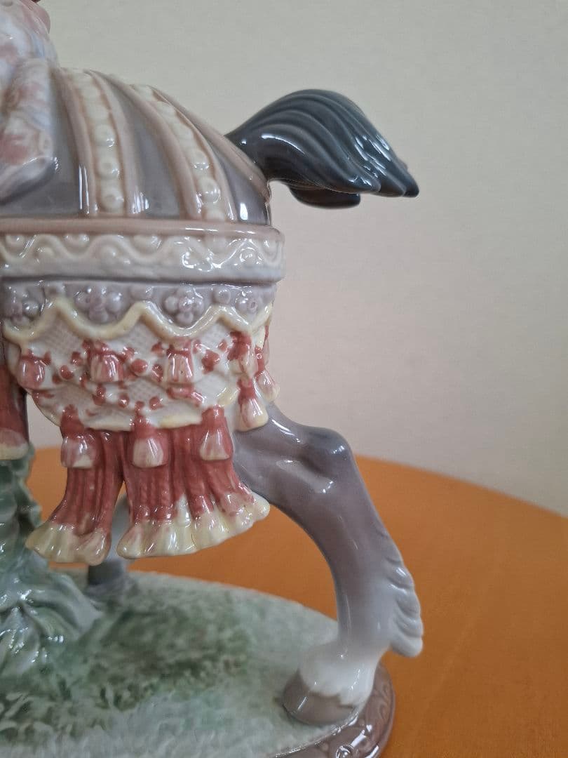 リヤドロ/lladro　サンホセの祭り　少年少女の行進