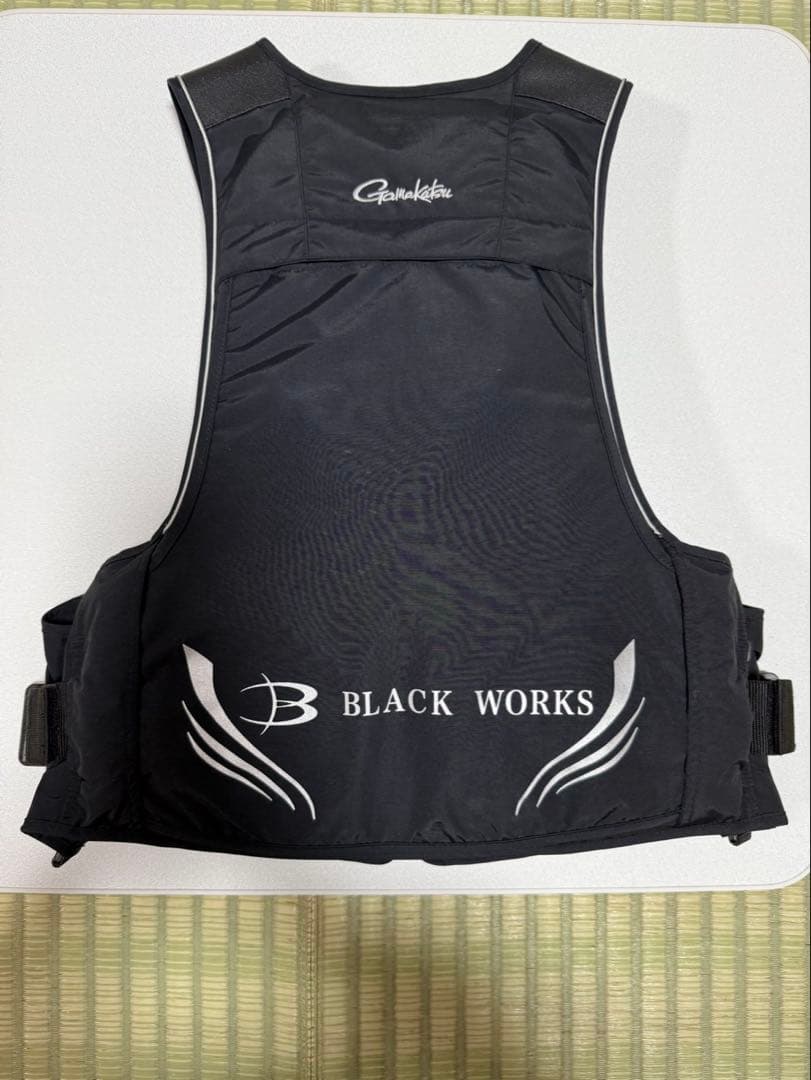 ガマカツ　フローティングベスト(ブラックワークス)GM-2193 サイズL