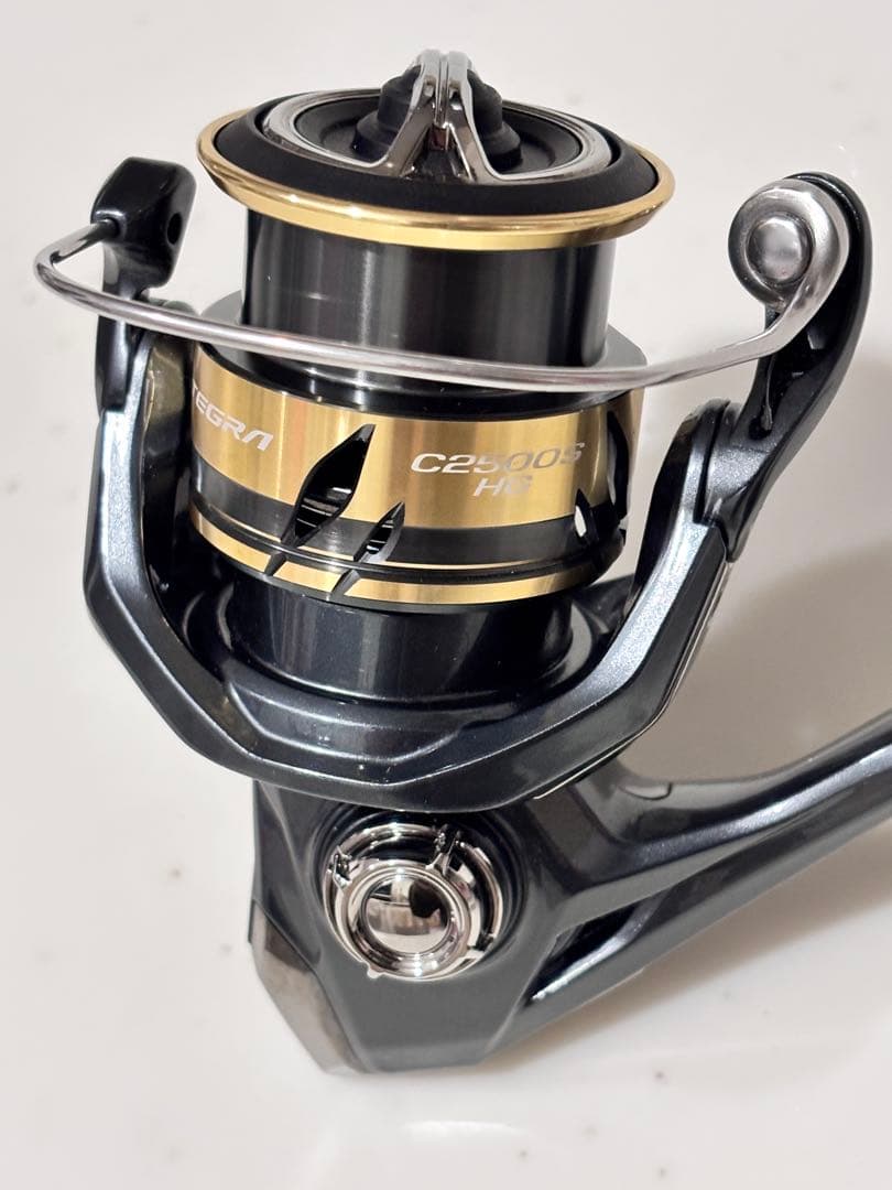 シマノ 25 アルテグラ C2500SHG