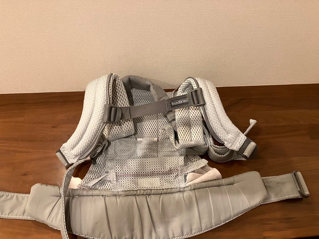 ベビービョルン　ハーモニー　シルバー