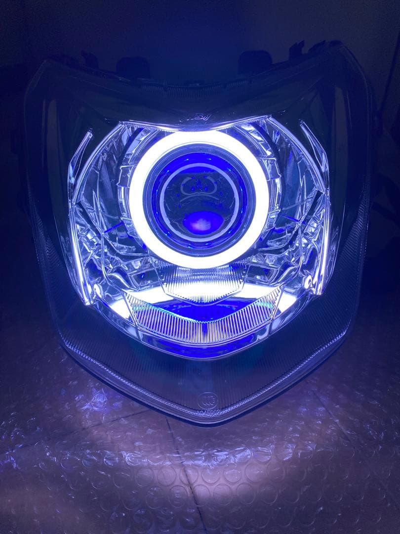 最新型 シグナスX 4型 デビルアイ プロジェクターヘッドライト レインボー