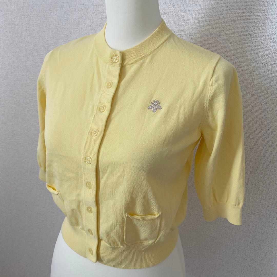 CAPRINO カプリーノ カーディガン ワンポイント 蜂 イエロー 五分袖